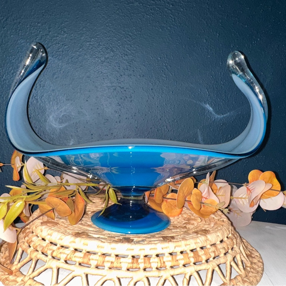 *Vintage* Blue Murano Art Glass Bowl